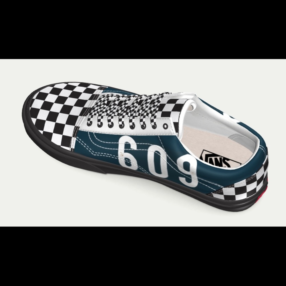 vans - Picture 2 of 2